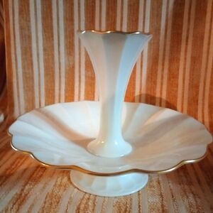 Lenox Fine China Ivory W/Gold Trim Epergne